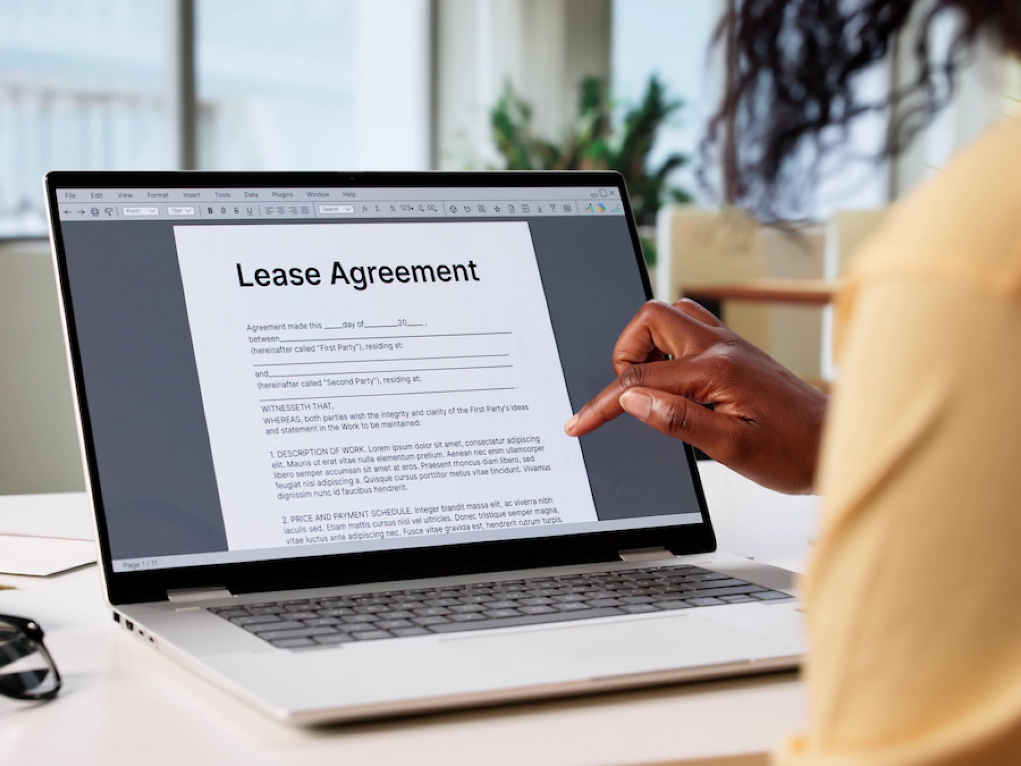 Lease or Buy a Business Vehicle: Which Actually Costs Less for an SME in the UK?